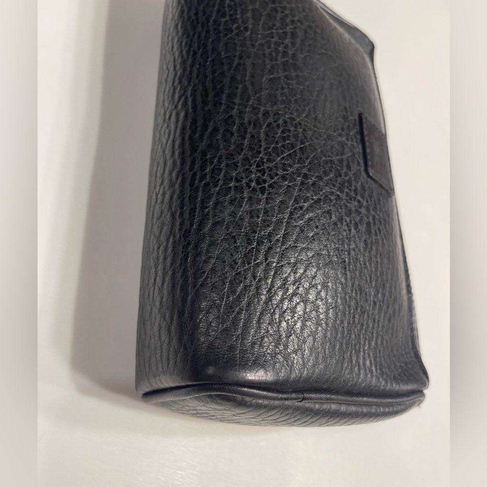 Burberry vintage leather travel pouch - Picture 6 of 10